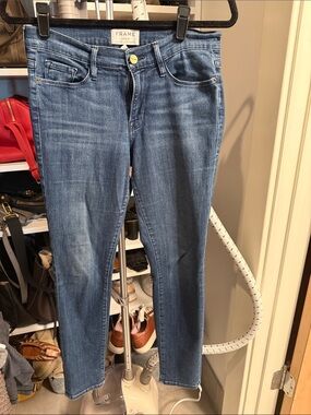Frame Denim Skinny Jeans in Medium Blue Wash